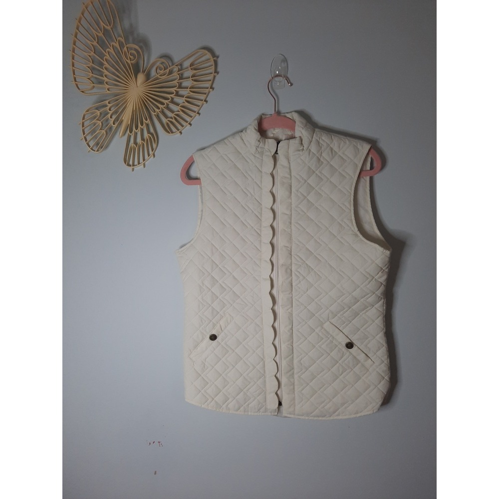 Southern Proper Womens Cream Quilted Scallop Trim Vest Medium White Preppy Mock